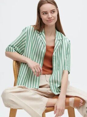 Uniqlo linen blend open collar short sleeve shirt NWT